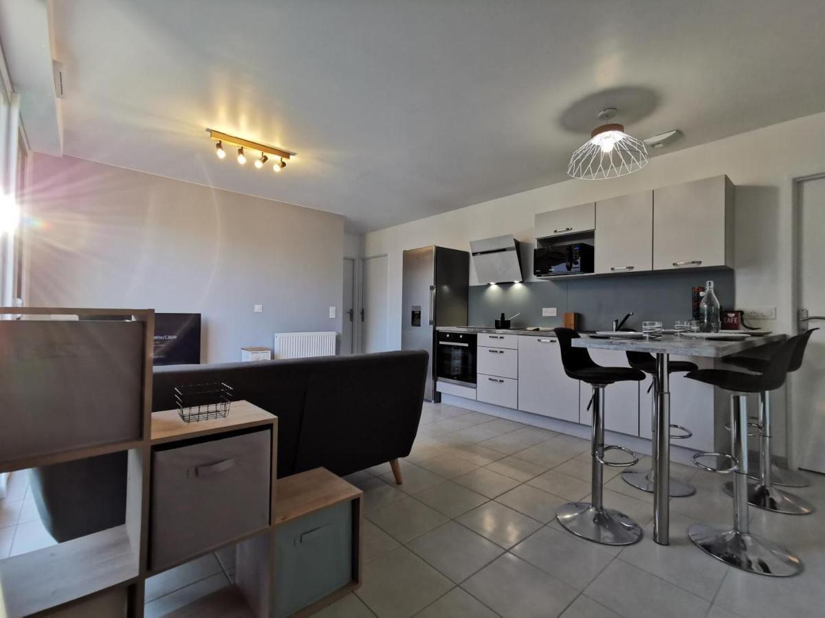 Villa 5 Chambres - 3 Salles De Bain Etampes-sur-Marne Eksteriør bilde